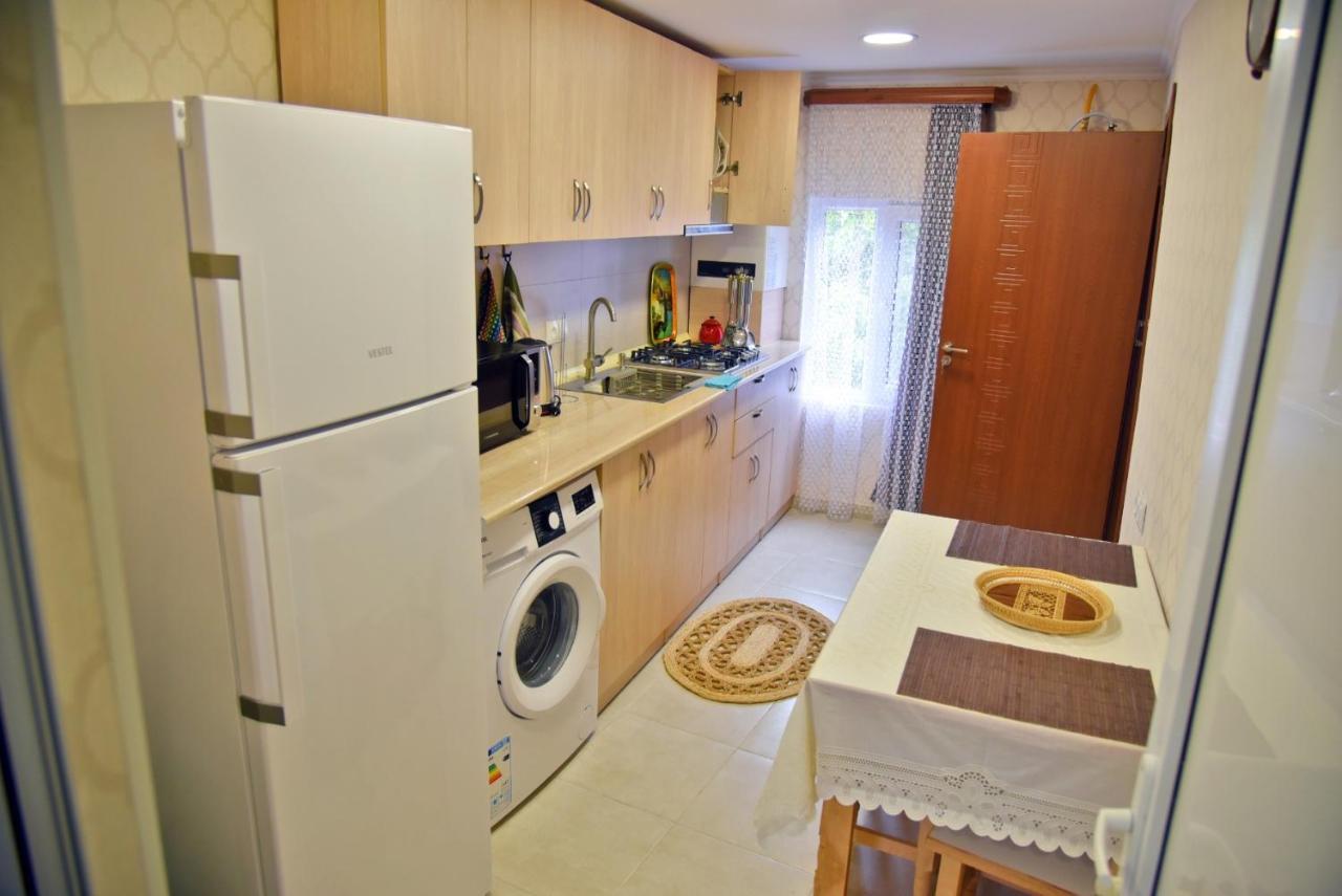 Robo Apartment Tbilisi Exterior photo