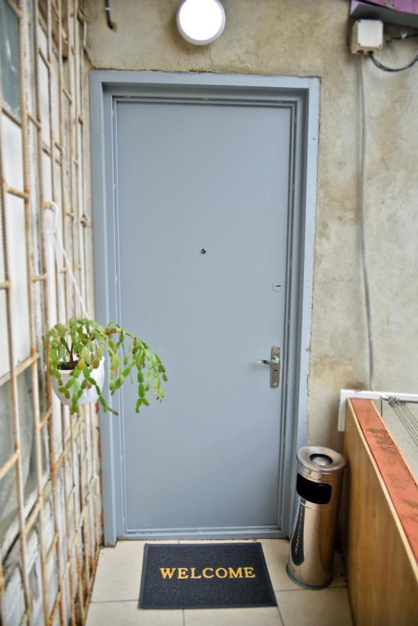 Robo Apartment Tbilisi Exterior photo