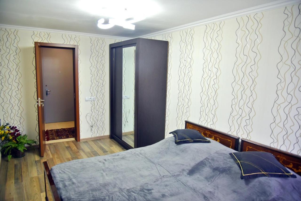 Robo Apartment Tbilisi Exterior photo